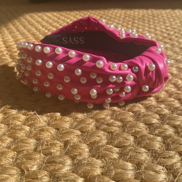 NWT SSYS Pink Faux Leather with White Pearls Knotted Headband - Picture 3 of 7